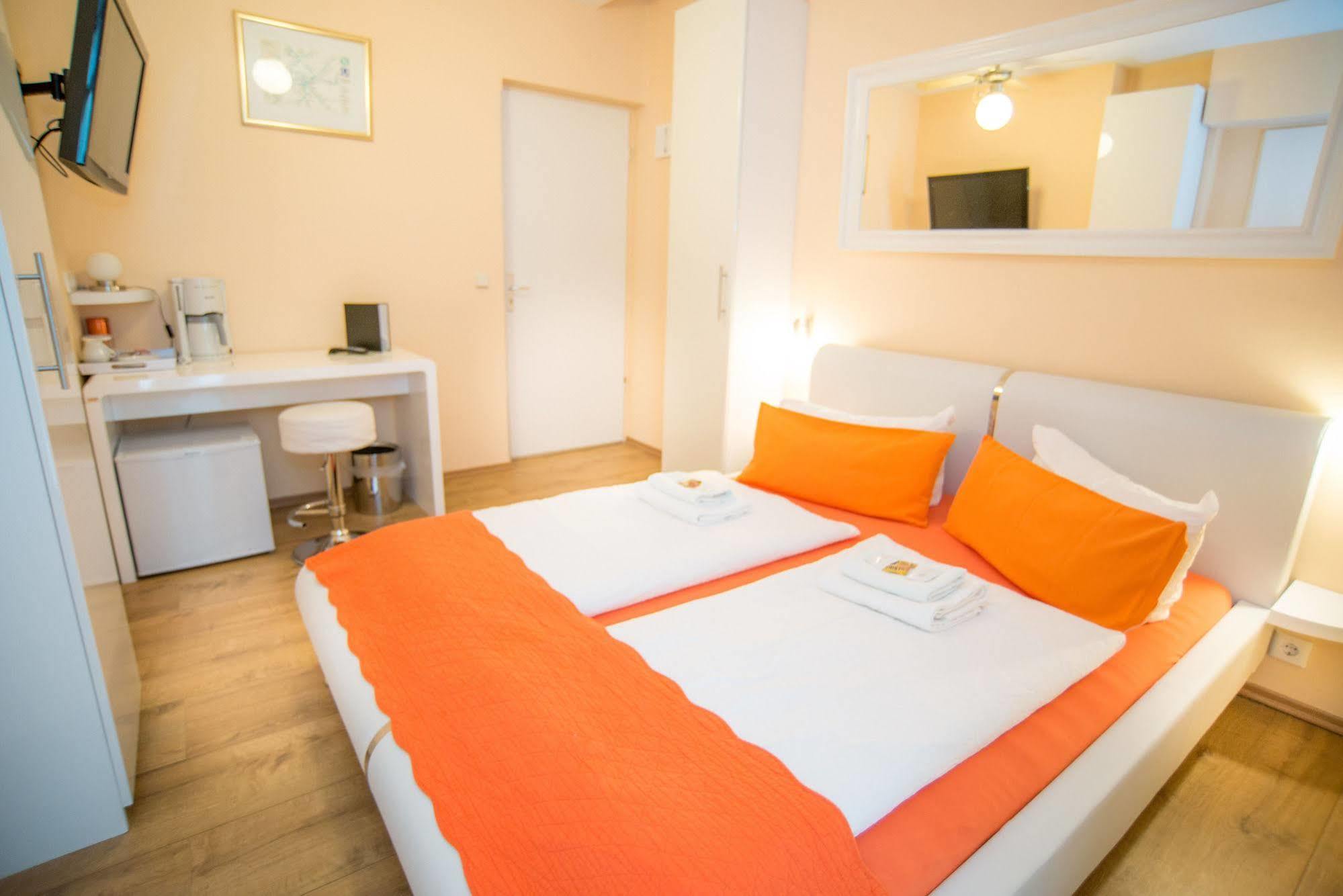 Maison d'hôtes City Guesthouse Pension Berlin 2*